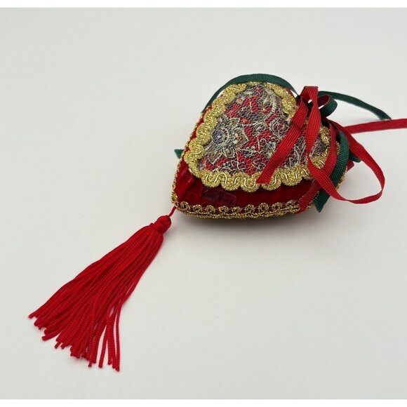 Vintage Heart Shaped Christmas Tree Ornament Victorian Style Tassel Red Gold - Picture 2 of 6